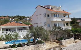 Villa Mandina